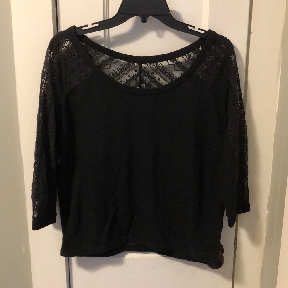 American Eagle Scoop Neck Lace top
